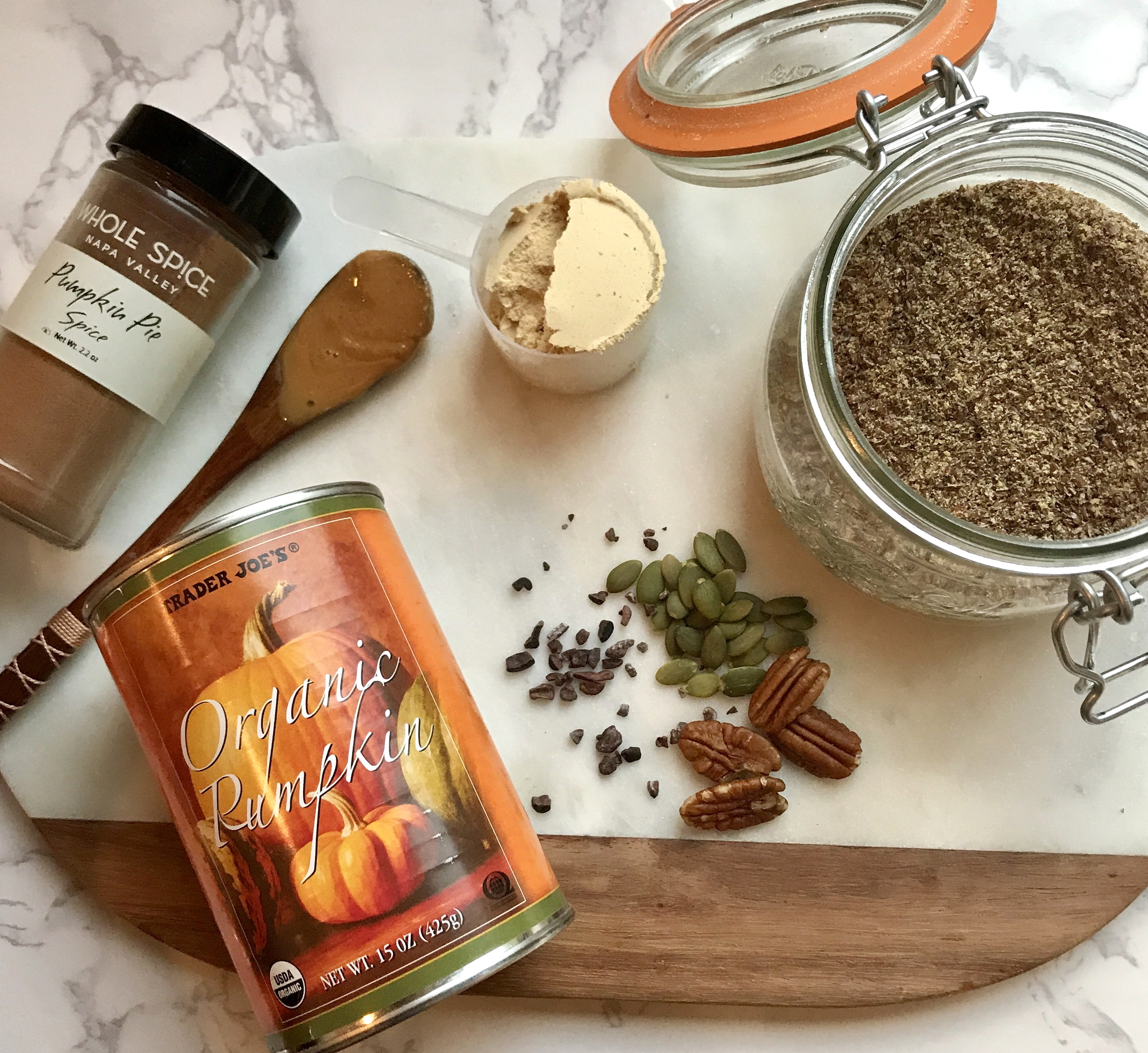 Pumpkin Pie Smoothie Bowl