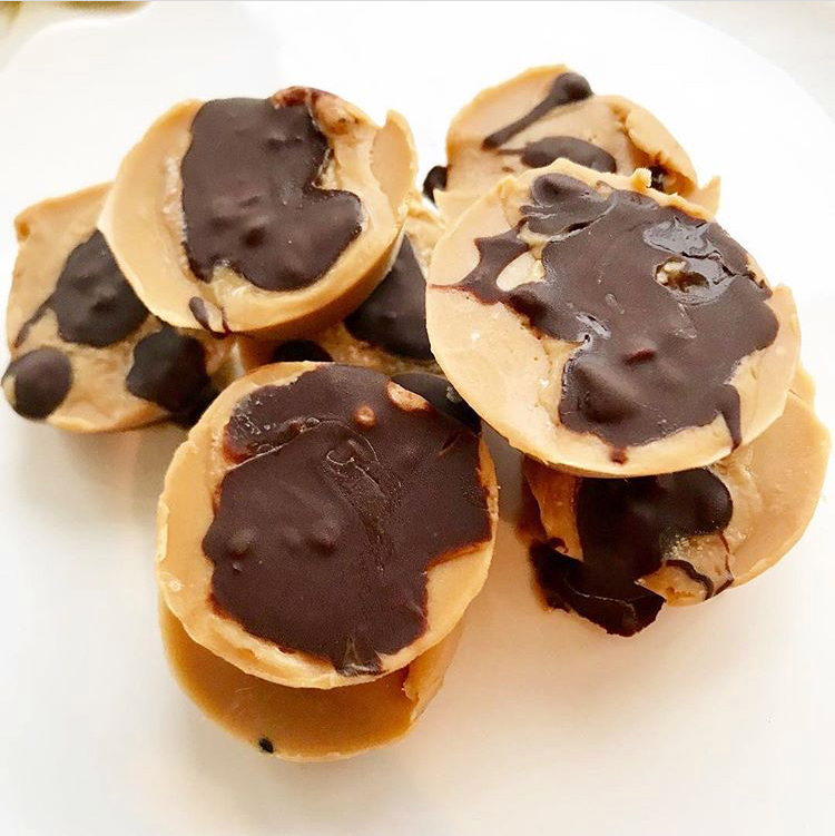 Cashew cups